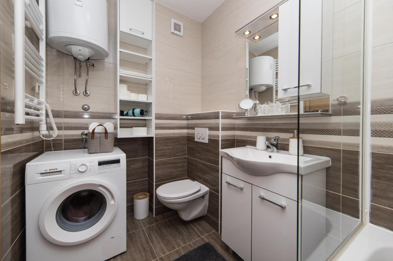 Libertas Apartment Makarska Bagian luar foto