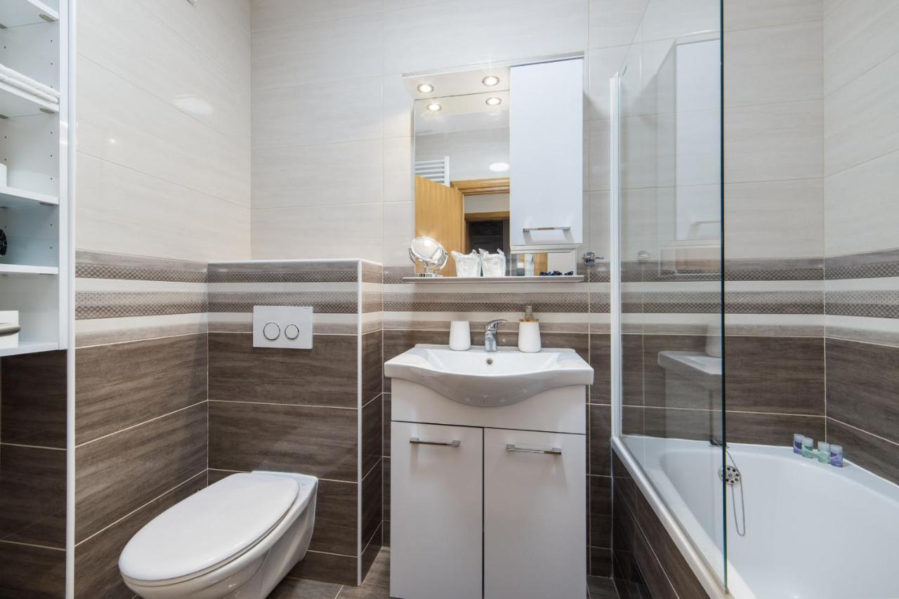 Libertas Apartment Makarska Bagian luar foto