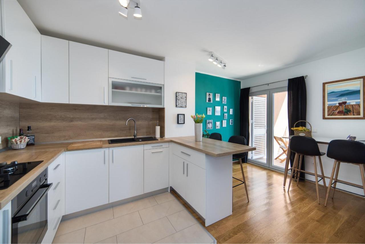 Libertas Apartment Makarska Bagian luar foto